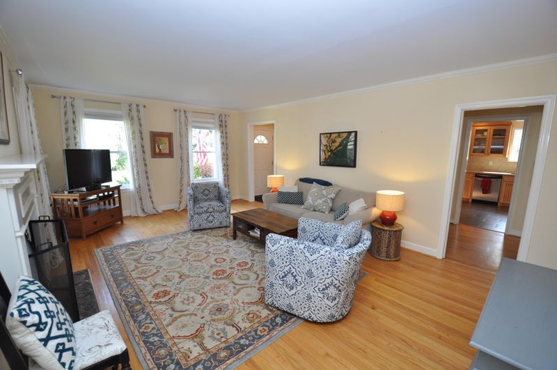2189 Wappoo Hall Rd, Charleston, SC 29412