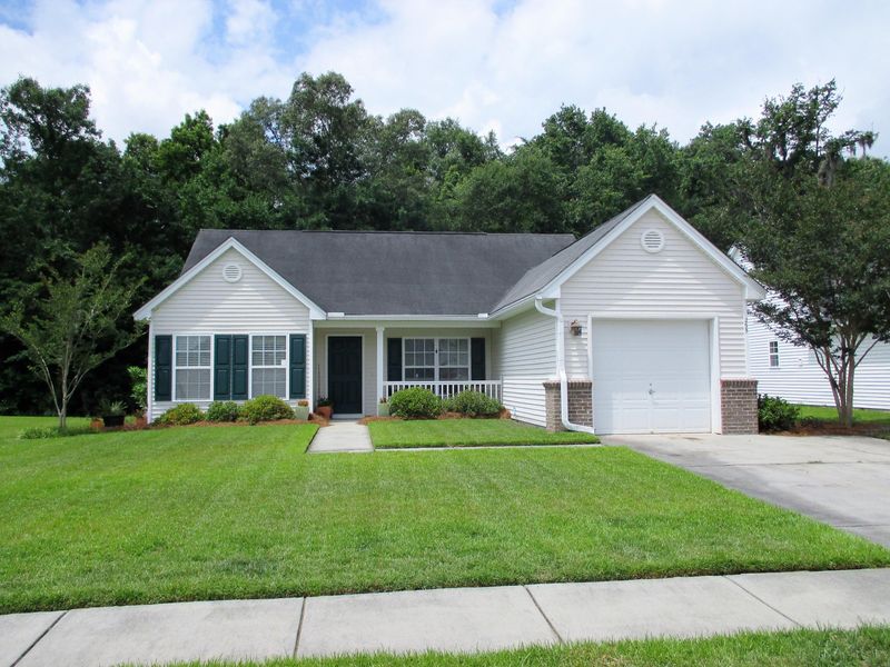 255 Border Rd, Goose Creek, SC 29445