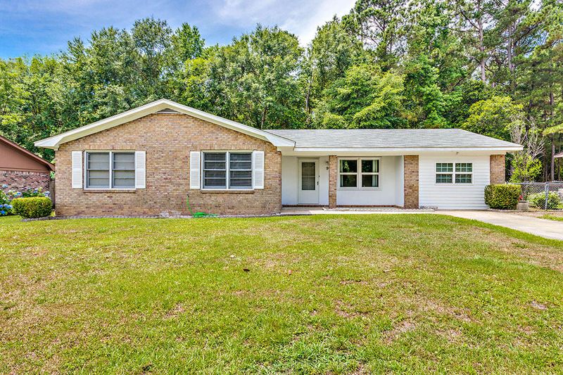 9 Rumson Rd, Goose Creek, SC 29445
