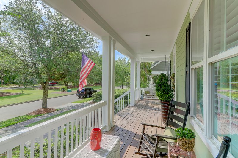143 Bounty St, Daniel Island, SC 29492