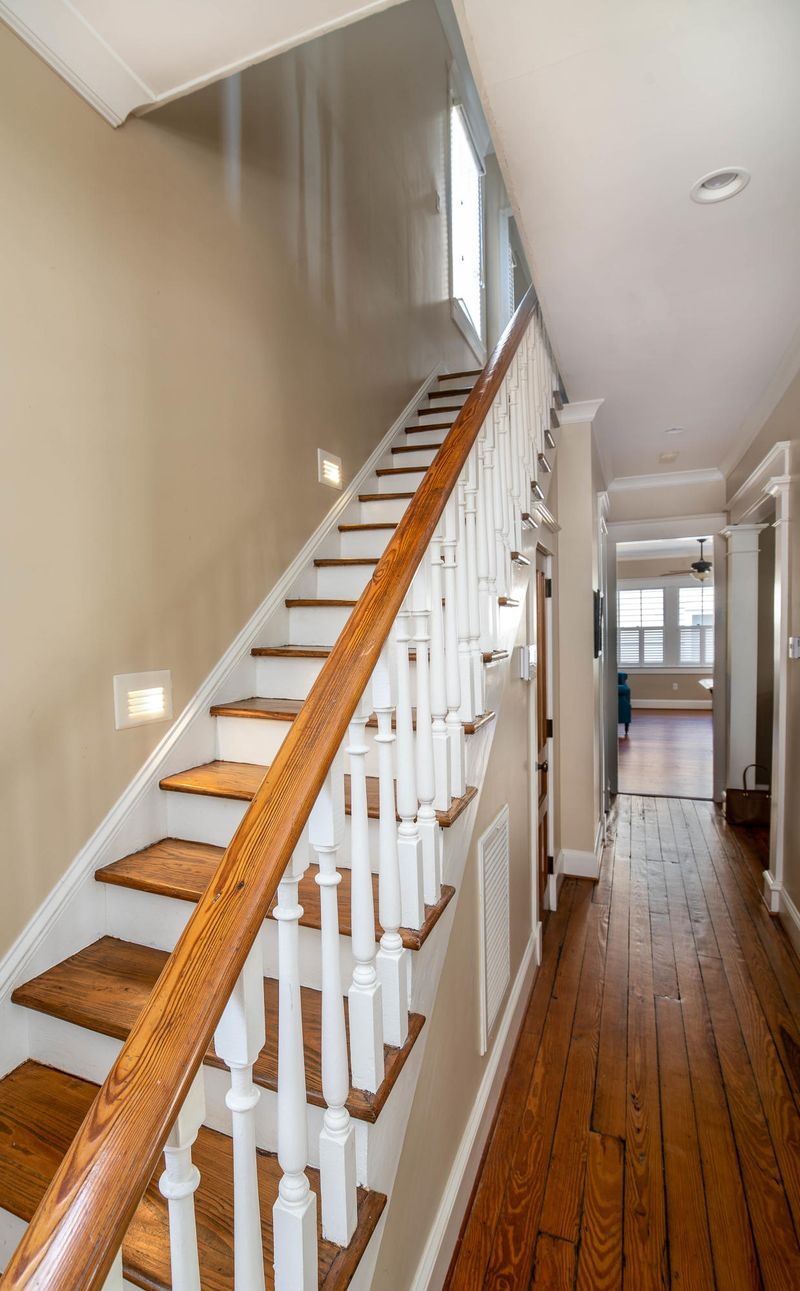 10 Nassau St, Charleston, SC 29403
