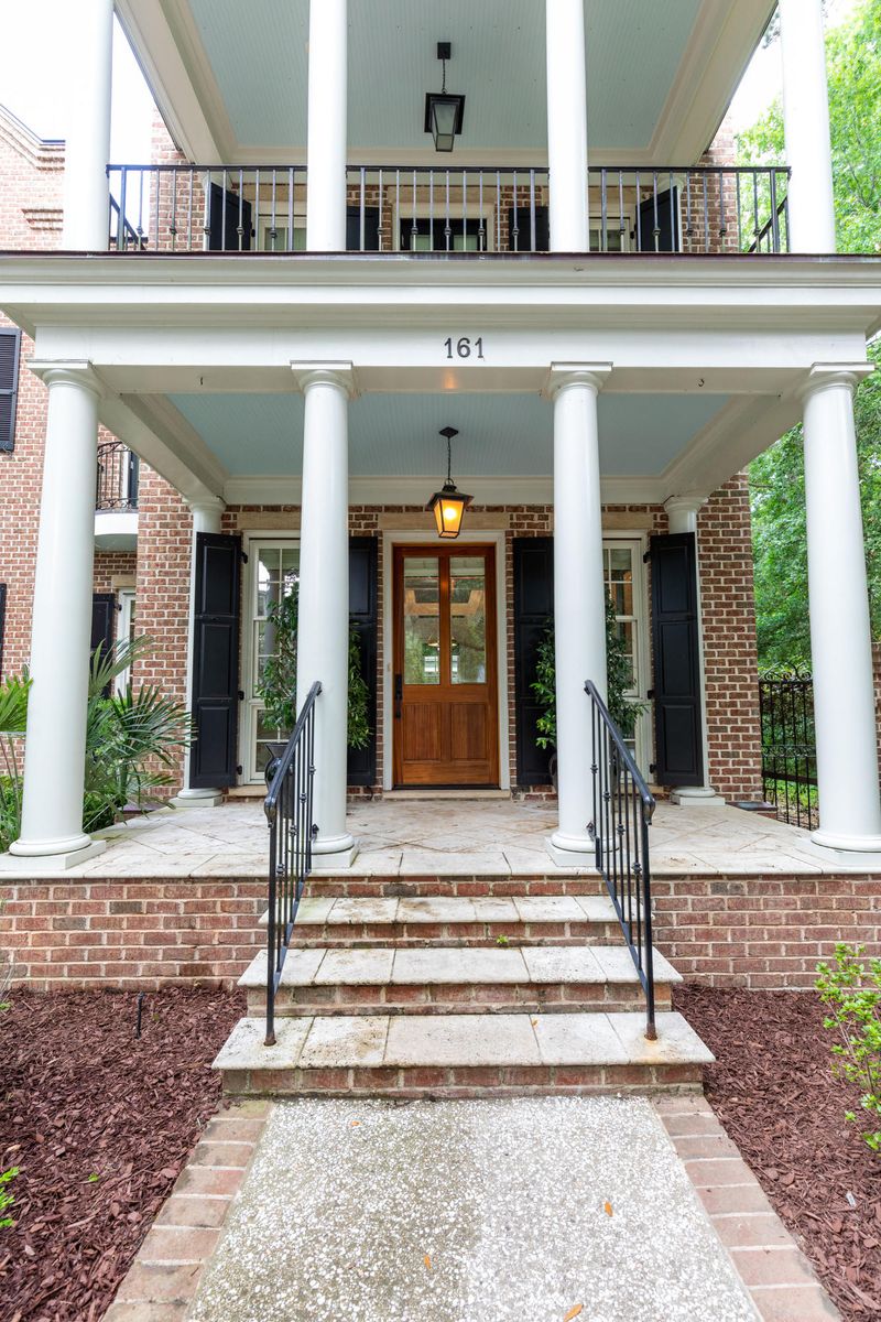 161 N Shelmore Blvd, Mount Pleasant, SC 29464