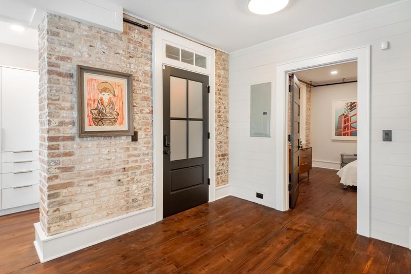 193 King St #2, Charleston, SC 29401
