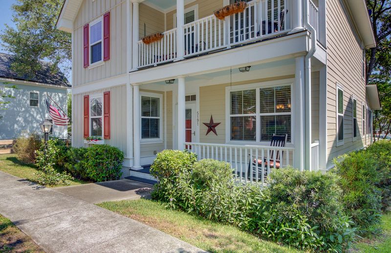 5191 Celtic Dr, North Charleston, SC 29405