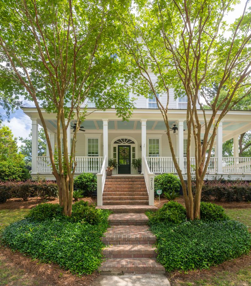 215 Ferryman Ln, Charleston, SC 29492