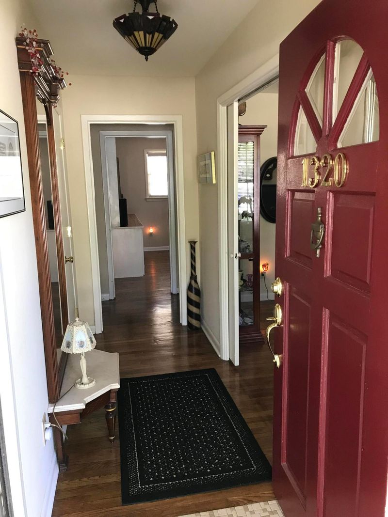1320 Coleridge St, Charleston, SC 29412