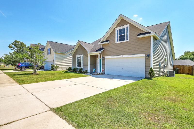 116 Marinella Dr, Goose Creek, SC 29445