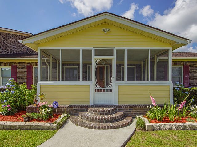 110 Robbin St, Moncks Corner, SC 29461