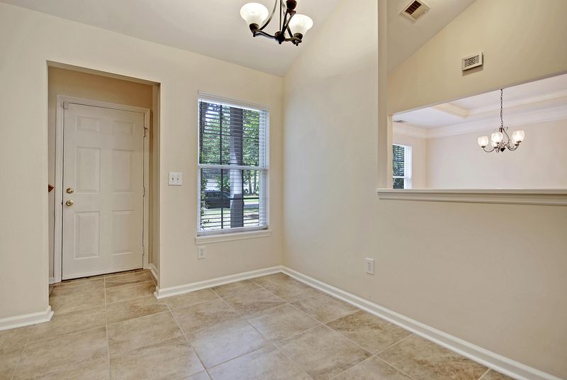 580 Oak Park Dr, Mount Pleasant, SC 29464