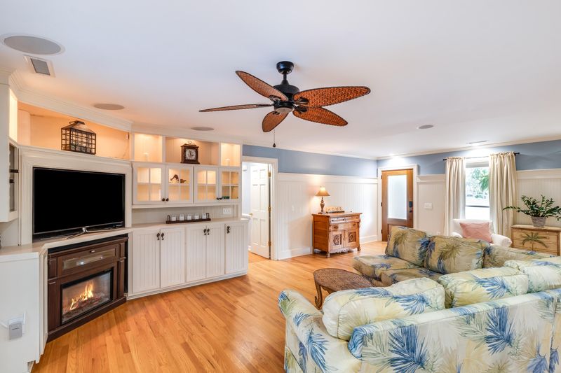 785 Weir St, Charleston, SC 29412