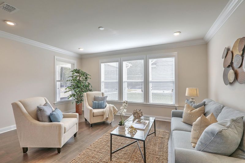 145 Rowans Creek Dr, Charleston, SC 29492
