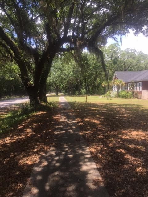 1538 Hamlin Rd, Mount Pleasant, SC 29466
