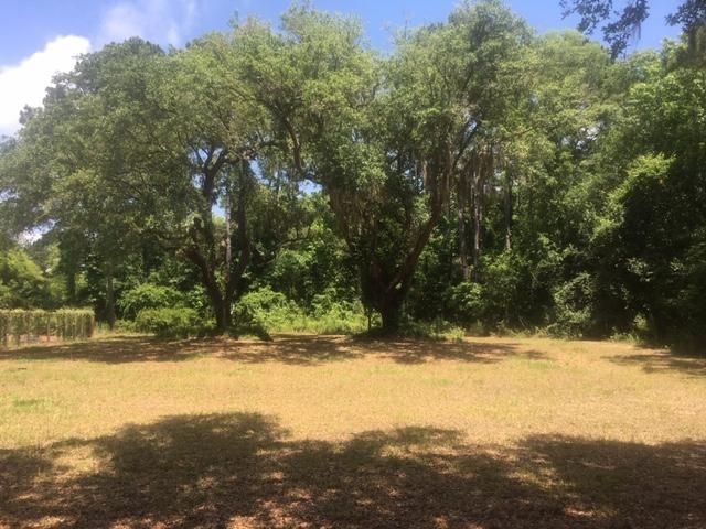 1538 Hamlin Rd, Mount Pleasant, SC 29466