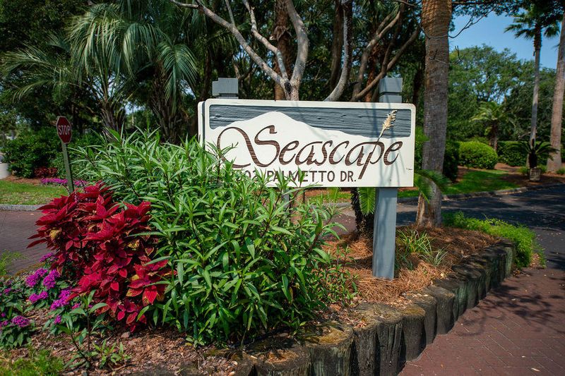 216 Seascape Villas #C, Isle Of Palms, SC 29451