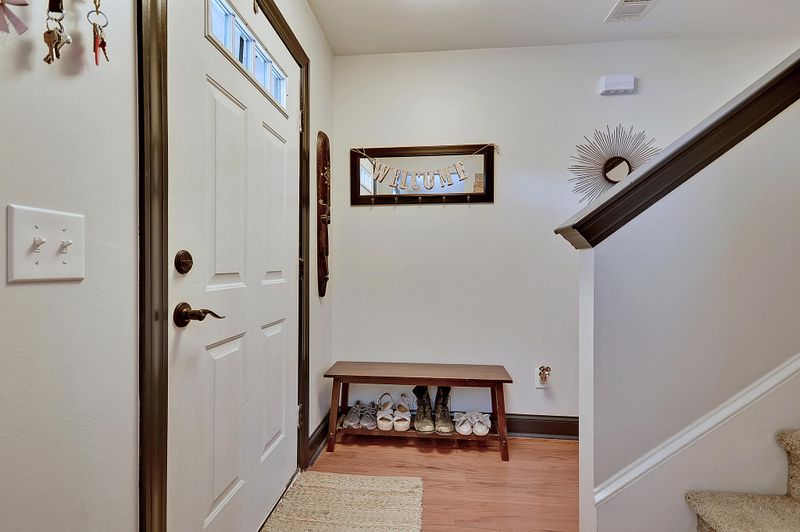 1571 Burnswick Dr, Johns Island, SC 29455