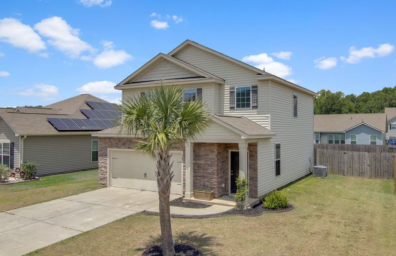 7678 Haywood St, North Charleston, SC 29418
