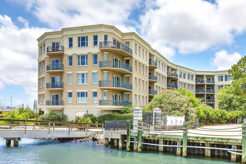 2 Wharfside St #5-E, Charleston, SC 29401