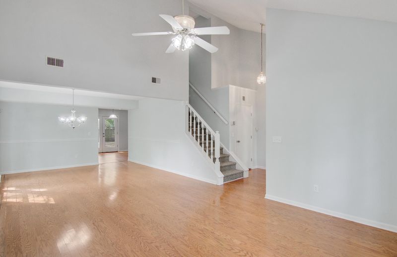 8442 Scotts Mill Dr, Charleston, SC 29420