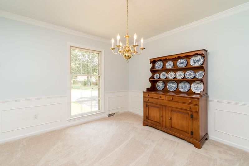 103 Labrador Ct, Summerville, SC 29485