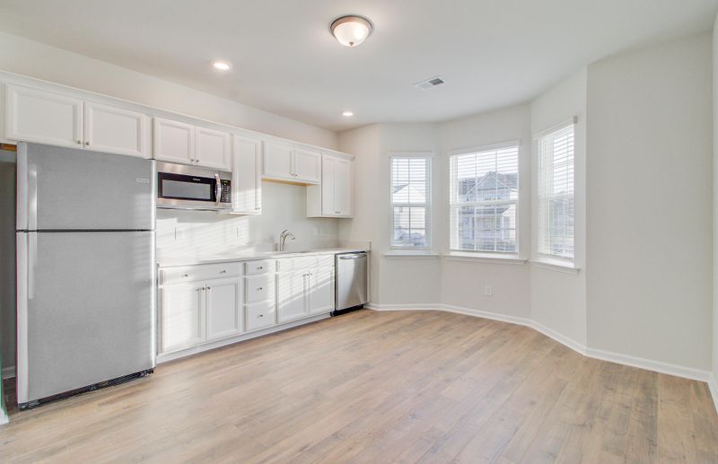 123 Stagecoach Ave, Summerville, SC 29486