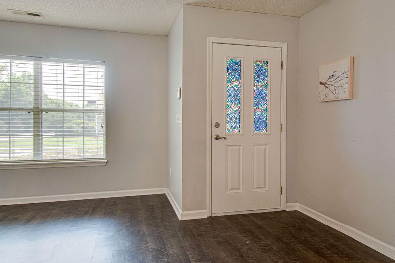 100 Broken Branch Dr, Goose Creek, SC 29445