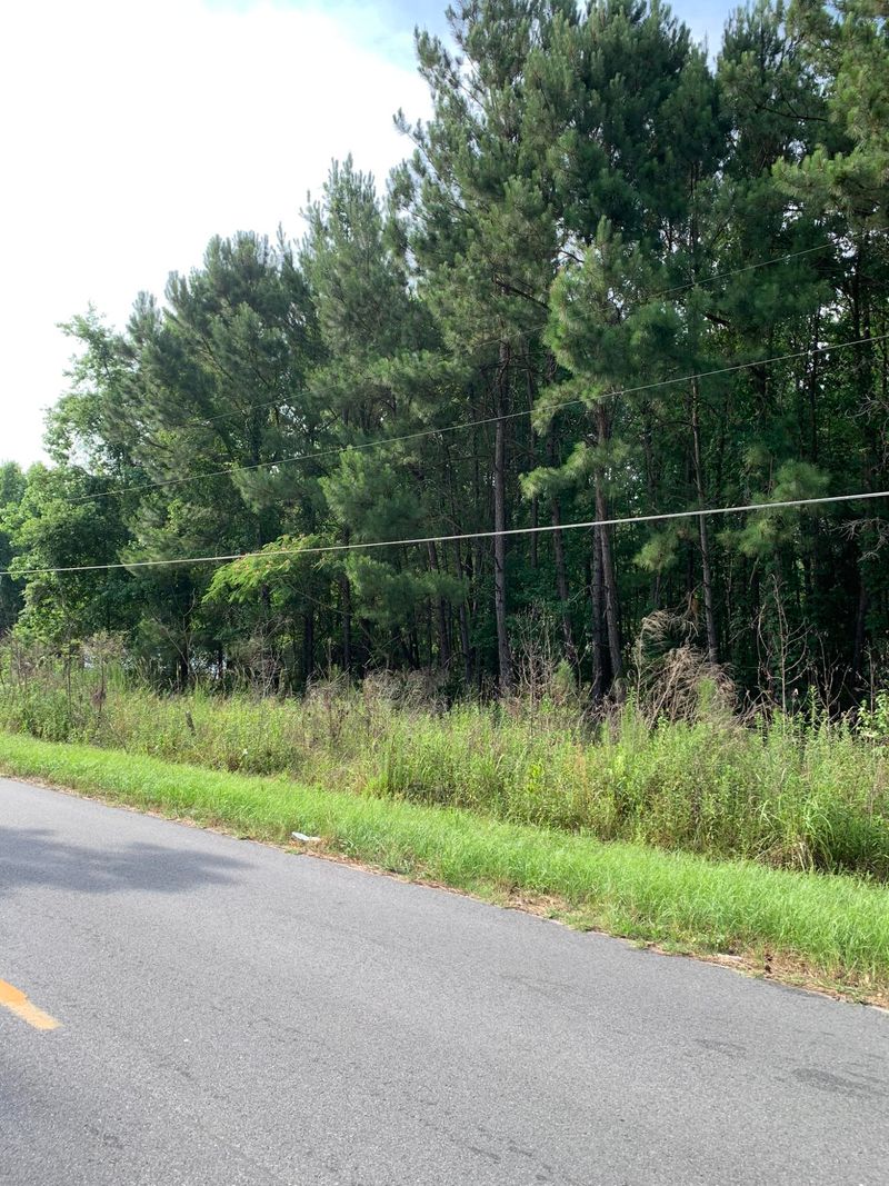 1076 Unity Rd, Saint Stephen, SC 29479