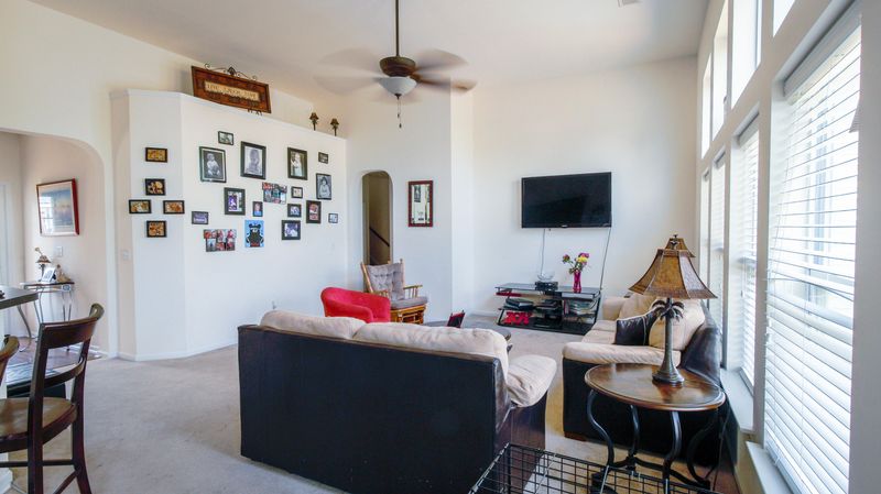 1607 Crossbill Trl, Hanahan, SC 29410