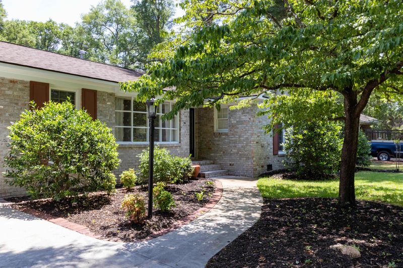 757 Stiles Dr, Charleston, SC 29412