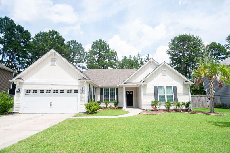 416 Black Horse Rd, Moncks Corner, SC 29461