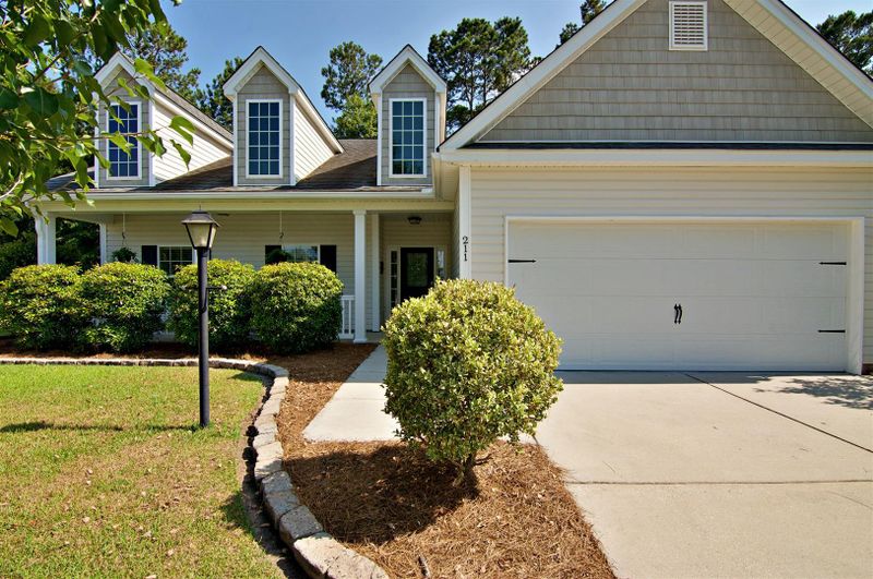 211 Highwoods Plantation Ave, Summerville, SC 29485
