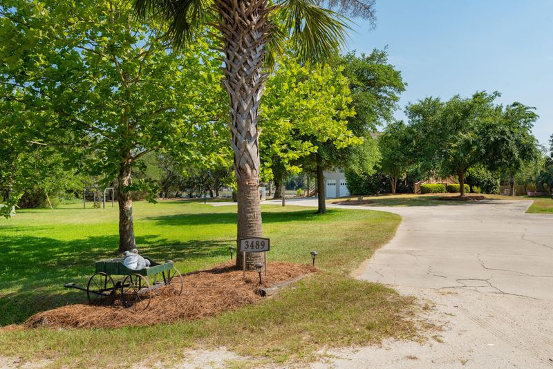 3489 Bonnetts Dr, Johns Island, SC 29455