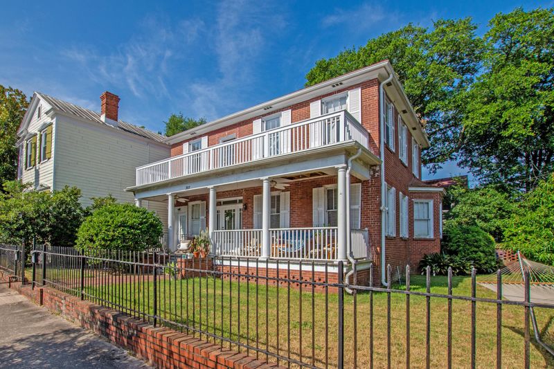 301 Ashley Ave, Charleston, SC 29403