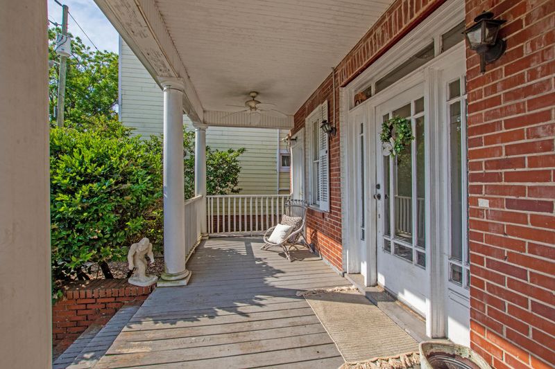 301 Ashley Ave, Charleston, SC 29403