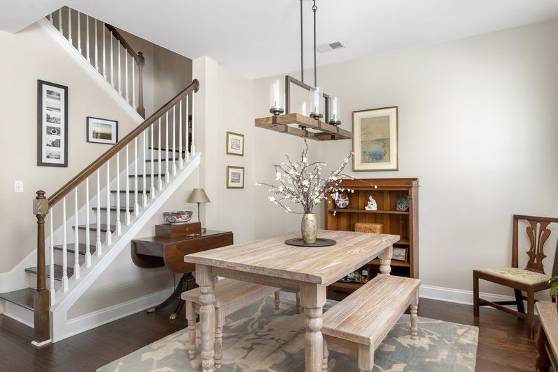503 Mcenery Al, Charleston, SC 29412