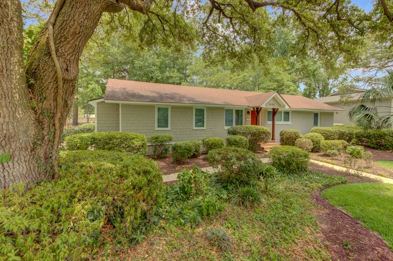 5300 Hartford Cir, North Charleston, SC 29405