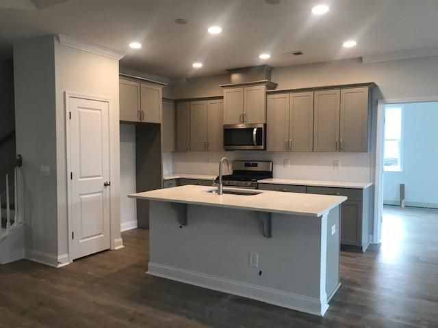 606 Yellow Leaf Ln, Summerville, SC 29486