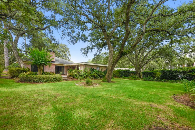 94 Chadwick Dr, Charleston, SC 29407