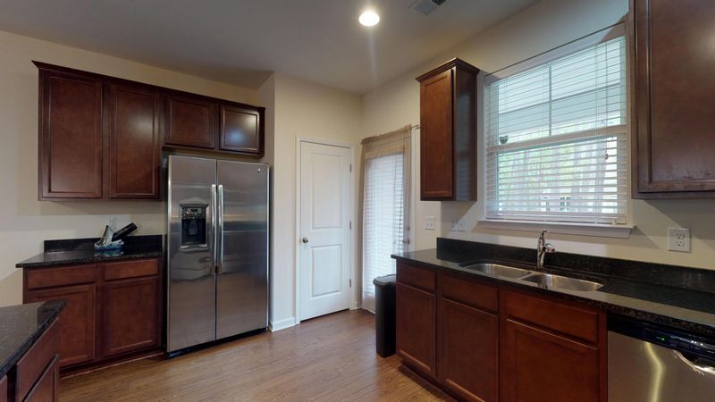 7890 Champion Way #22d, North Charleston, SC 29418