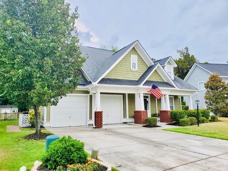 8588 Sentry Cir, North Charleston, SC 29420