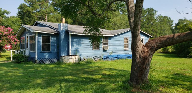 124 Bo Cat Al, Saint Stephen, SC 29479