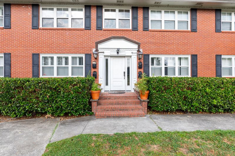 161 St Margaret St #B2, Charleston, SC 29403