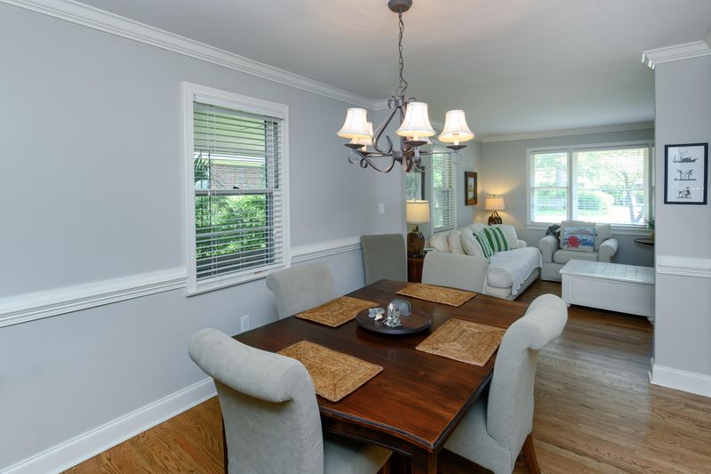 5105 Temple St, North Charleston, SC 29405