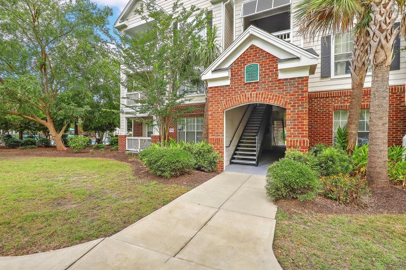 45 Sycamore Ave #734, Charleston, SC 29407