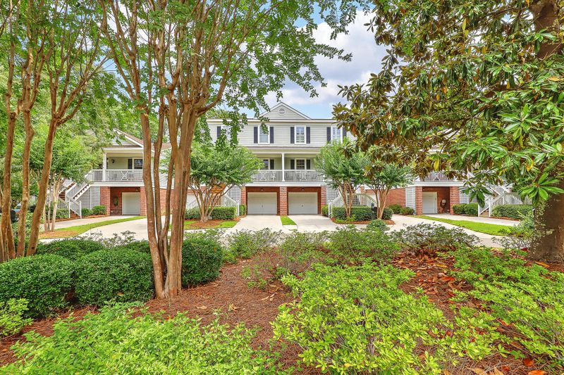 5252 7th Green Dr, Hollywood, SC 29449
