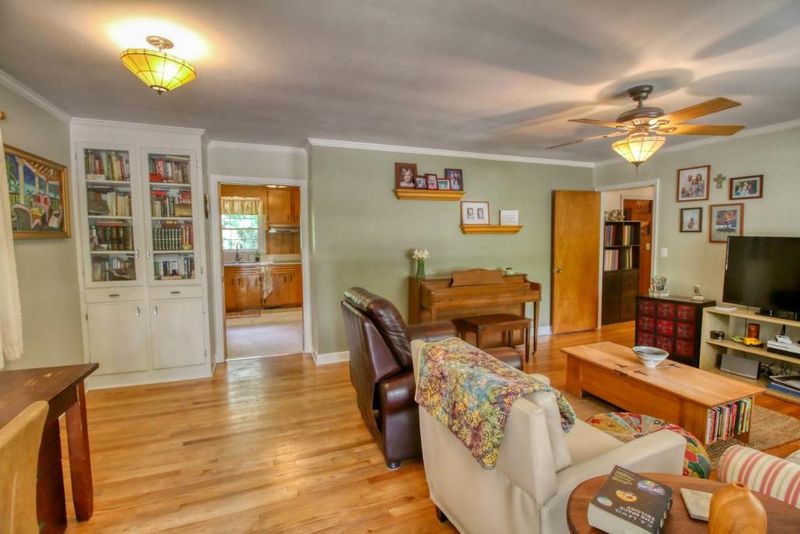711 N Magnolia St, Summerville, SC 29483