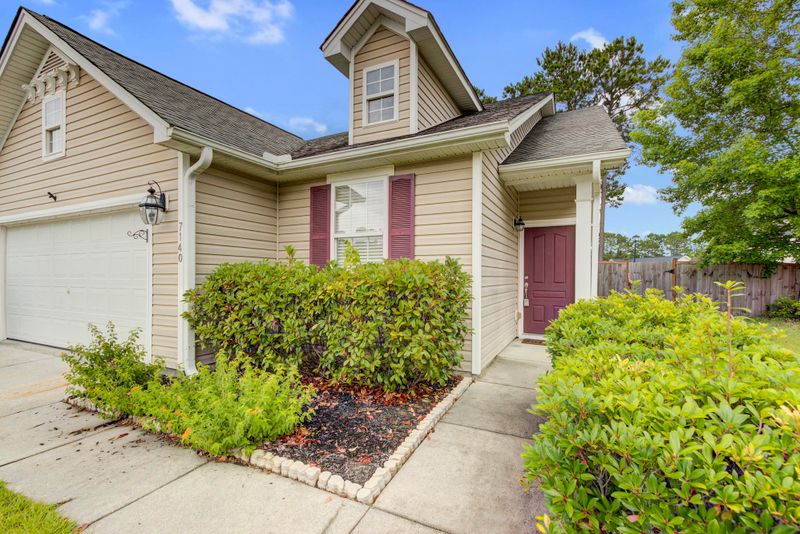 7140 Sweet Grass Blvd, Hanahan, SC 29410