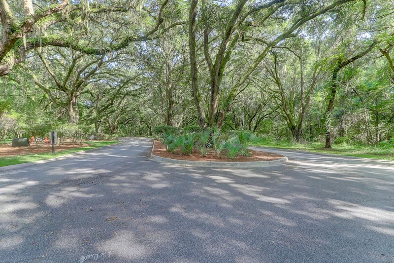 60 Fenwick Hall Al #125, Johns Island, SC 29455