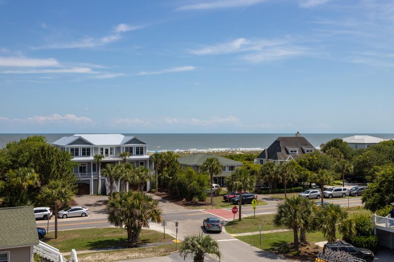 4 34th Ave, Isle Of Palms, SC 29451