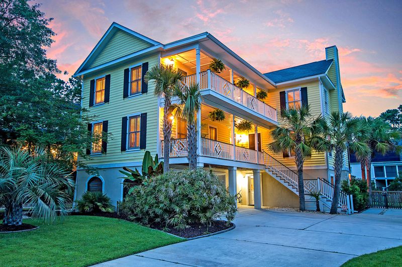 110 Wando Reach Dr, Charleston, SC 29492