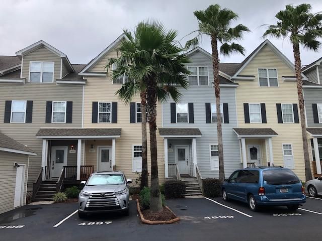 4897 Lake Palmetto Ln, North Charleston, SC 29418